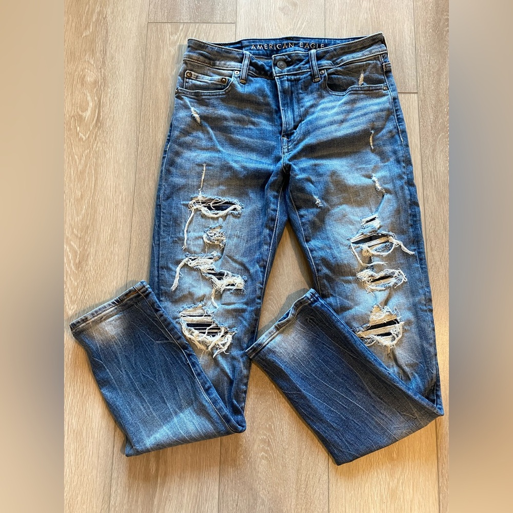 American Eagle Outfitters Men's Distressed Blue Jeans Next Level Airflex